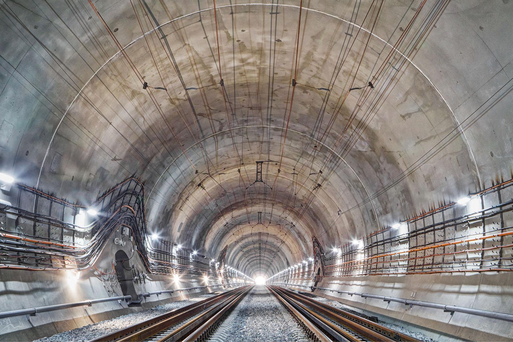 Simulation driven tunnel structural design